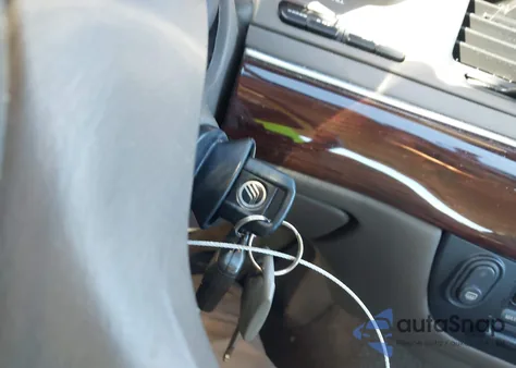 2004 Mercury Grand Marquis Ls z USA, uszkodzony, nr VIN 2MEHM75W44X603343